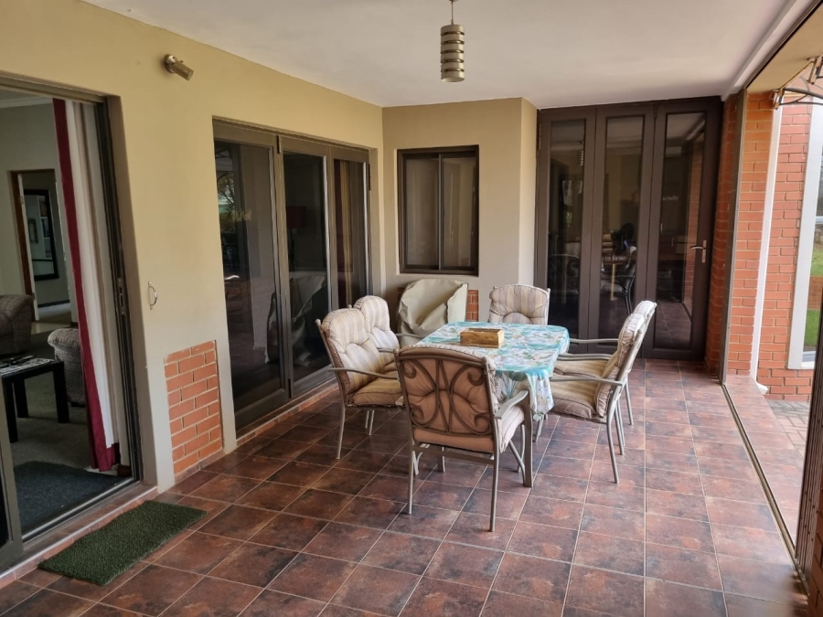 4 Bedroom Property for Sale in Buffelspoort Eco Estate North West